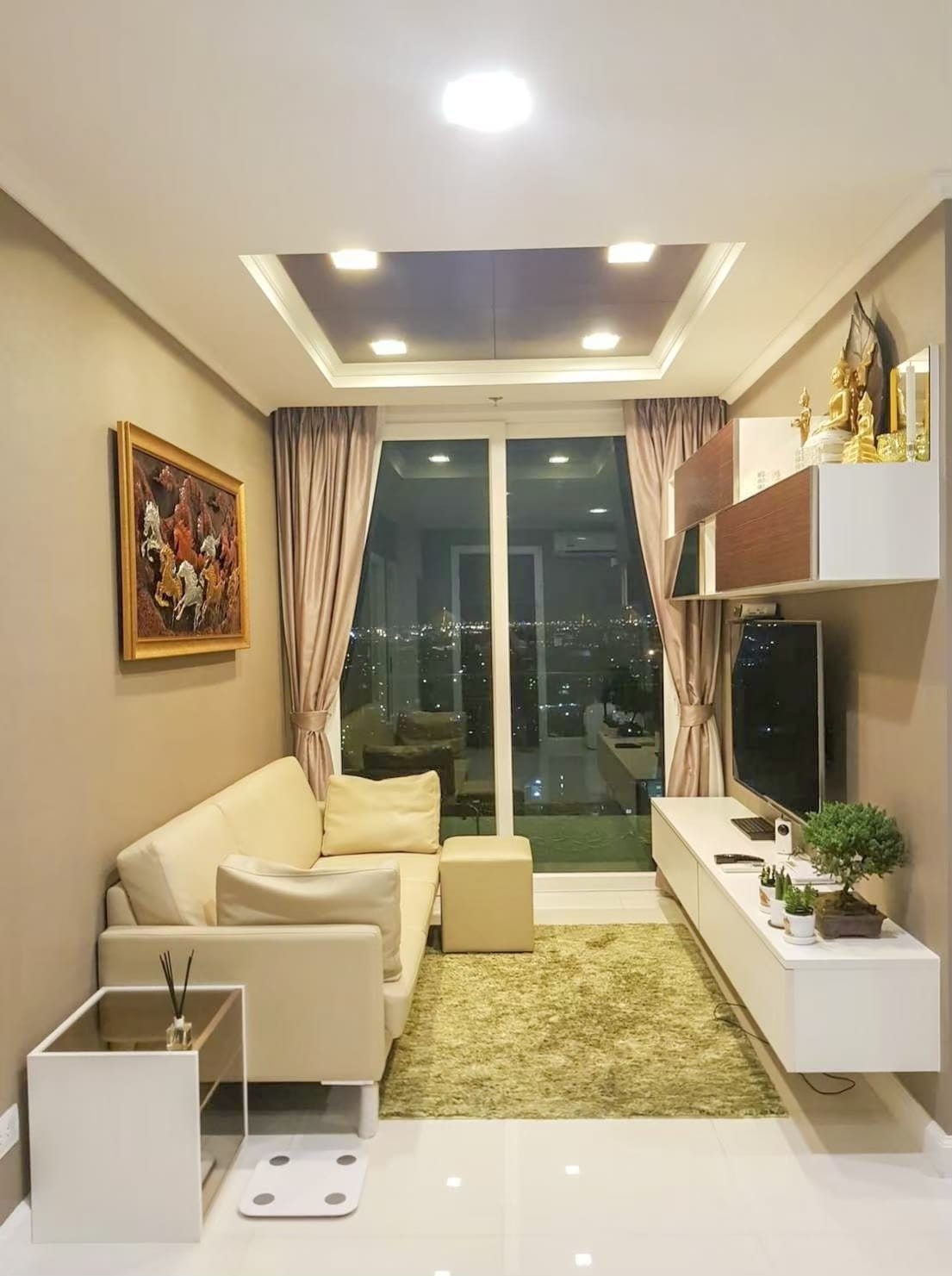 ของตกแต่งบ้าน อินทรักษ์ กรอบรูป 9 อาชา สามกษัตริย์ อินทรักษ์ ขนาด 72X132X6 ซม. แฮนด์เมด